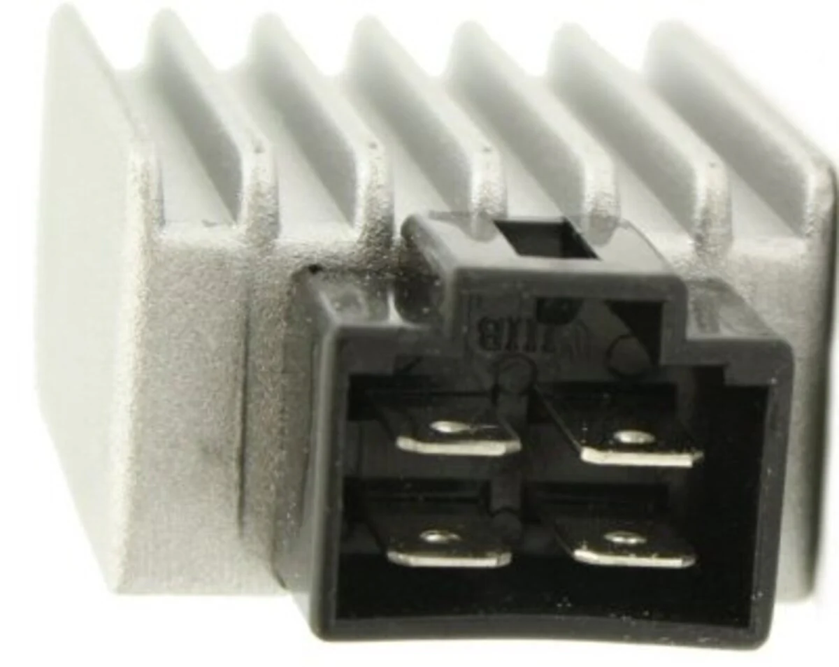 12V Rectifier/Regulator, 4-pin, Male - Image 2