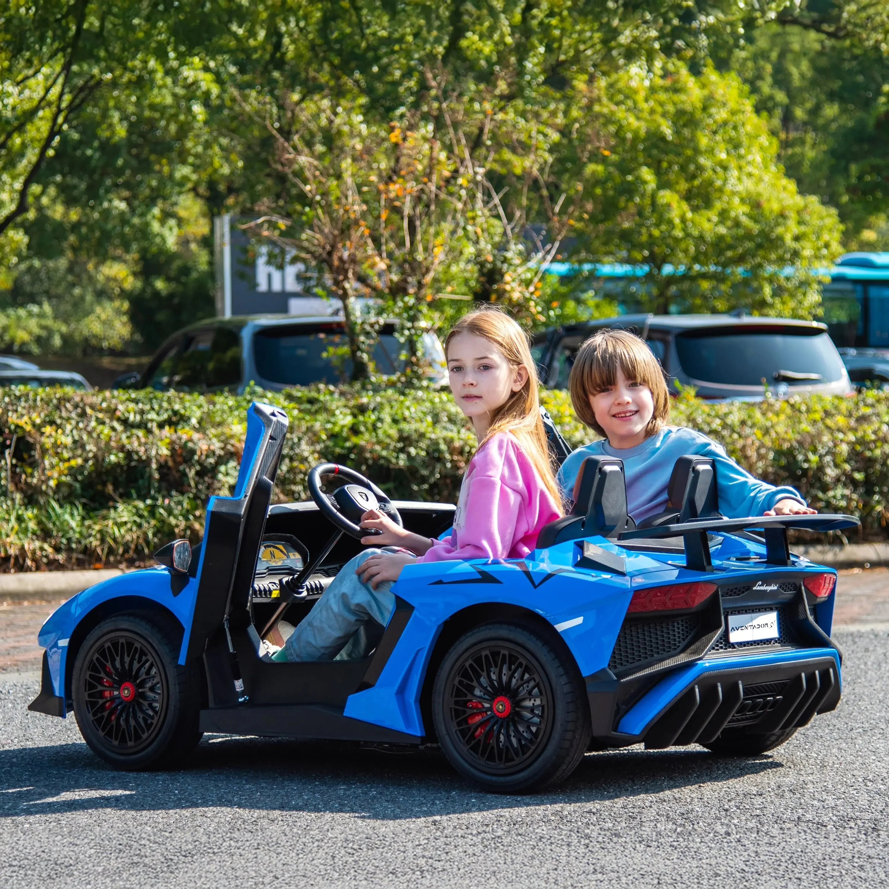 Officially Licensed Lamborghini Aventador 24V 2-Seater Ride-On - Image 3