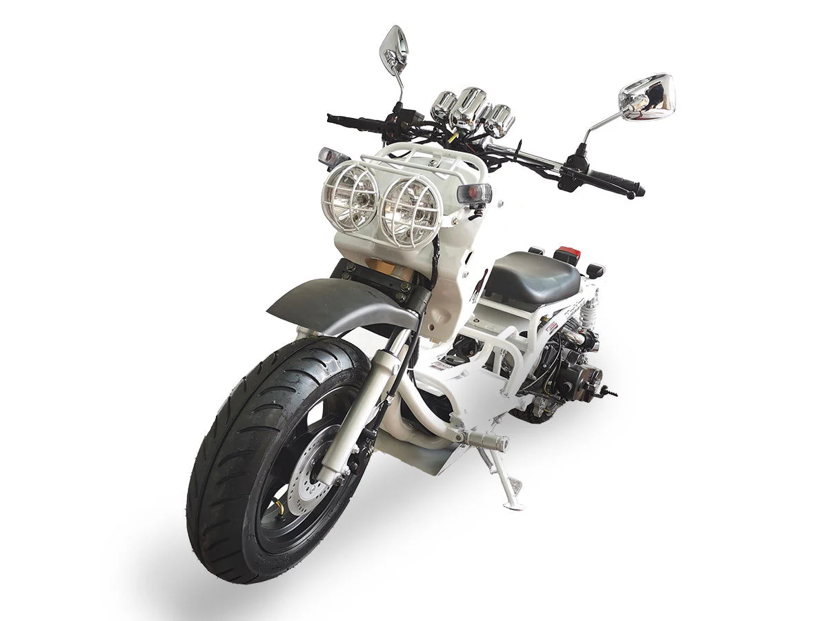 Maddog Gen I 50cc Street Scooter, Automatic, Front Disc Brake, 12 inch Aluminum Wheels, 50 State Legal - Image 4