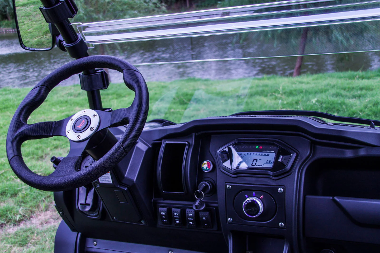 TrailMaster Taurus 80ED-GV 6-Seat Electric Golf Cart, 72 Volt, Extended Roof - Image 12