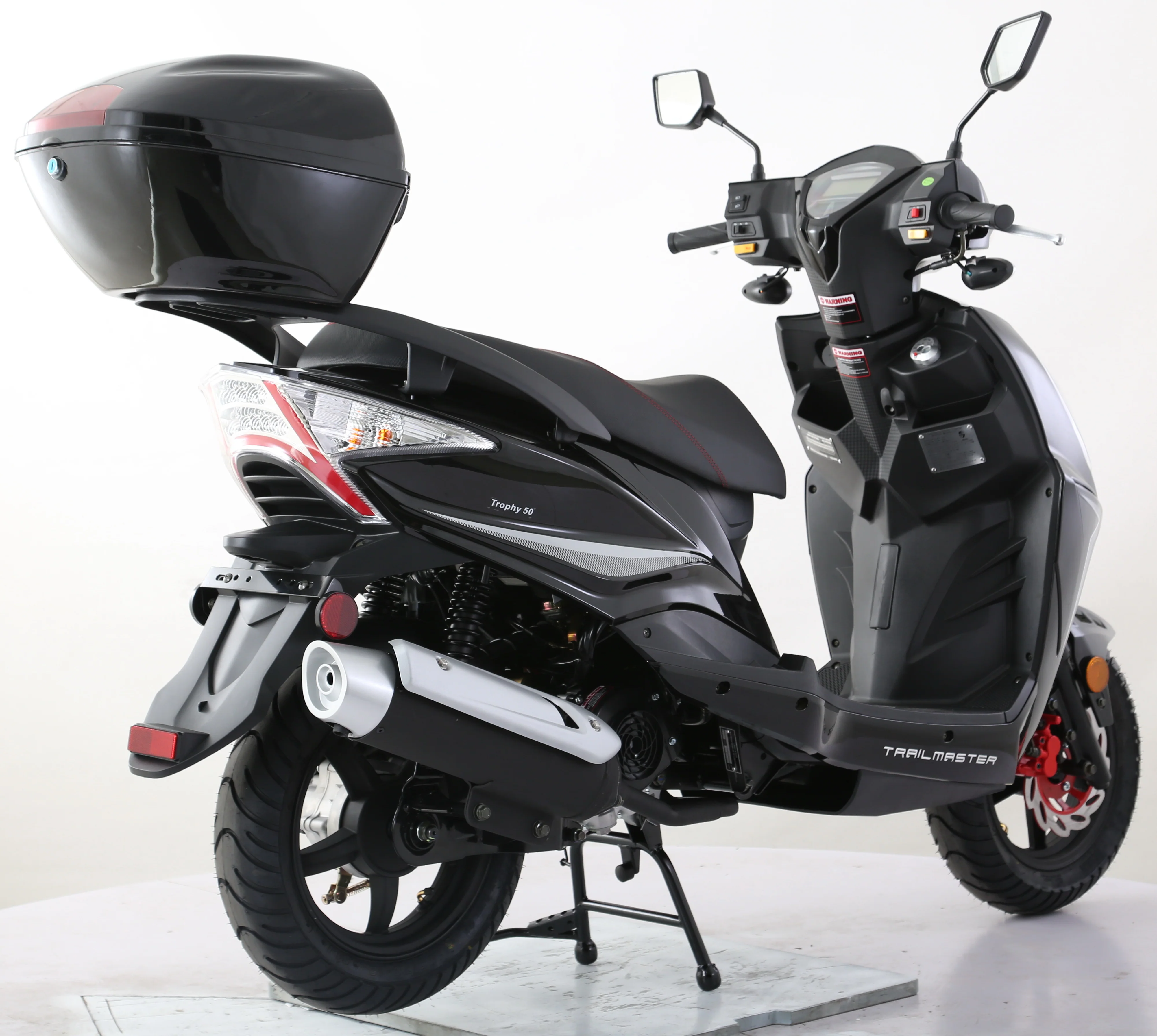 TrailMaster Trophy 150cc Street Scooter - Image 8
