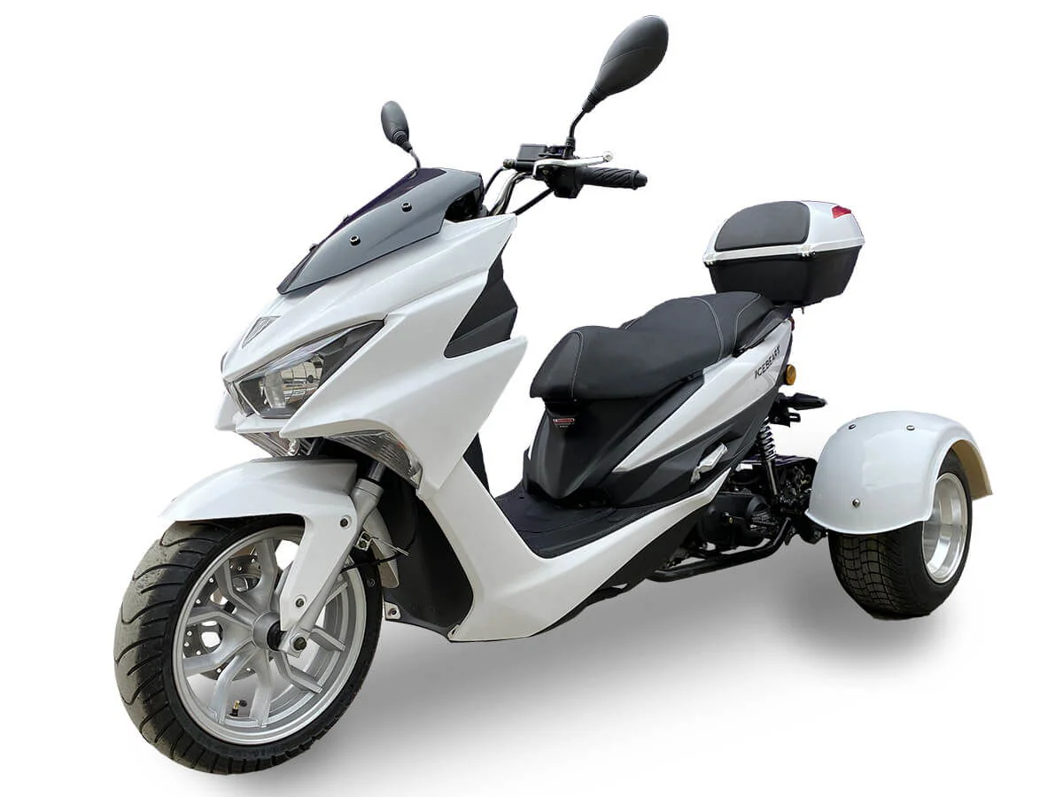 Trifecta 150cc Street Trike, Automatic, Disc Brakes, Aluminum Wheels, Trunk and Windshield Included